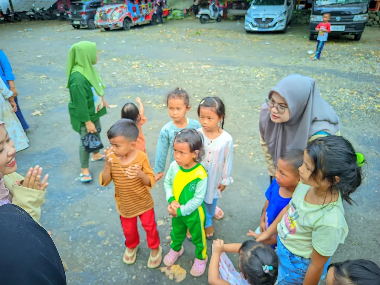 Peduli Kasih korban Bencana Loji